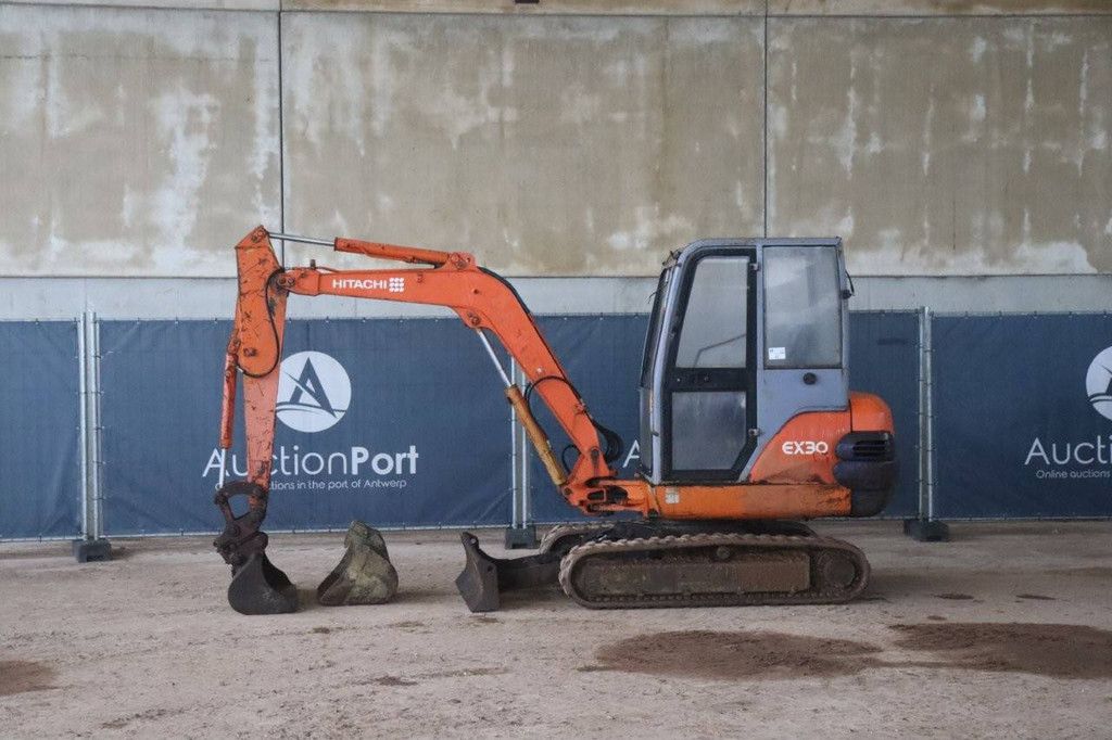 Raupenbagger Hitachi EX30-2 Diesel 2001