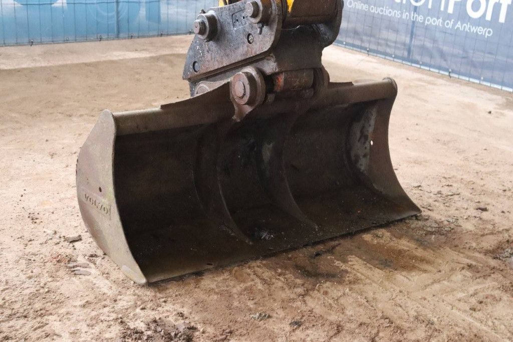 Crawler excavator JS 130LC Diesel 2014