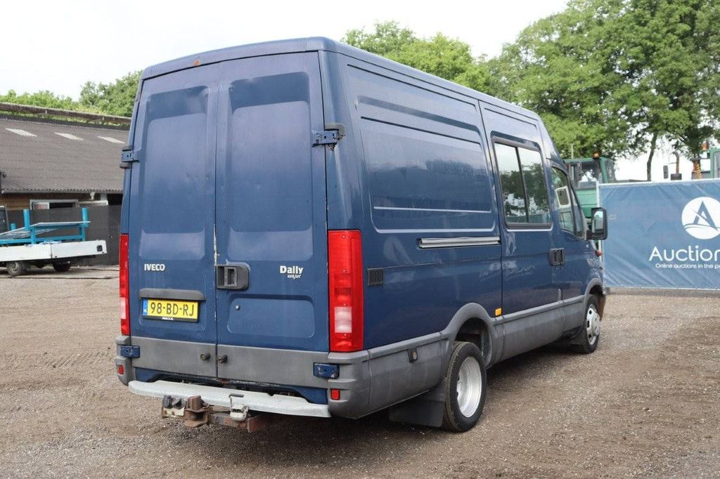 Bestelwagen Iveco 35C 13 Diesel 2002