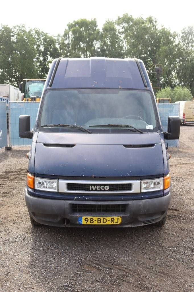 Bestelwagen Iveco 35C 13 Diesel 2002