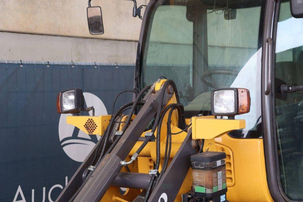 Wiellader Volvo L25F-P Diesel 58pk 2010