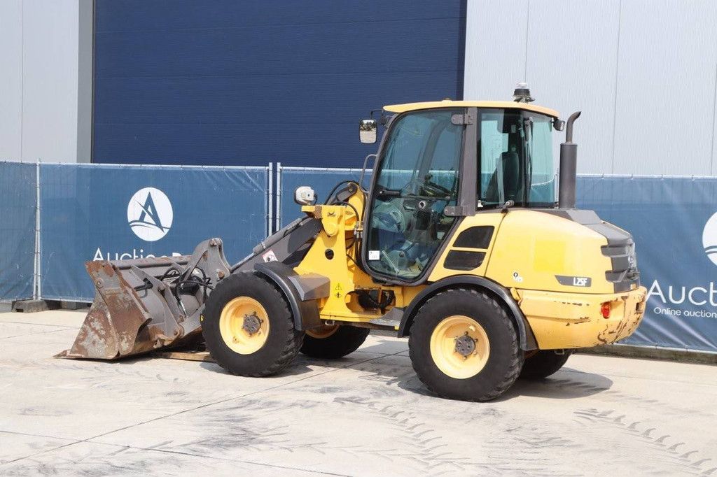 Wheel loader Volvo L25F Diesel 2016