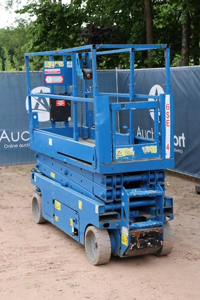 Scissor lift Genie GS-2032 Electric 8.13m 2007