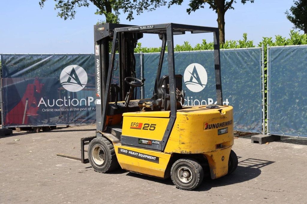 Gabelstapler Jungheinrich EFG 25 Elektro 2400kg 5,0m 1999