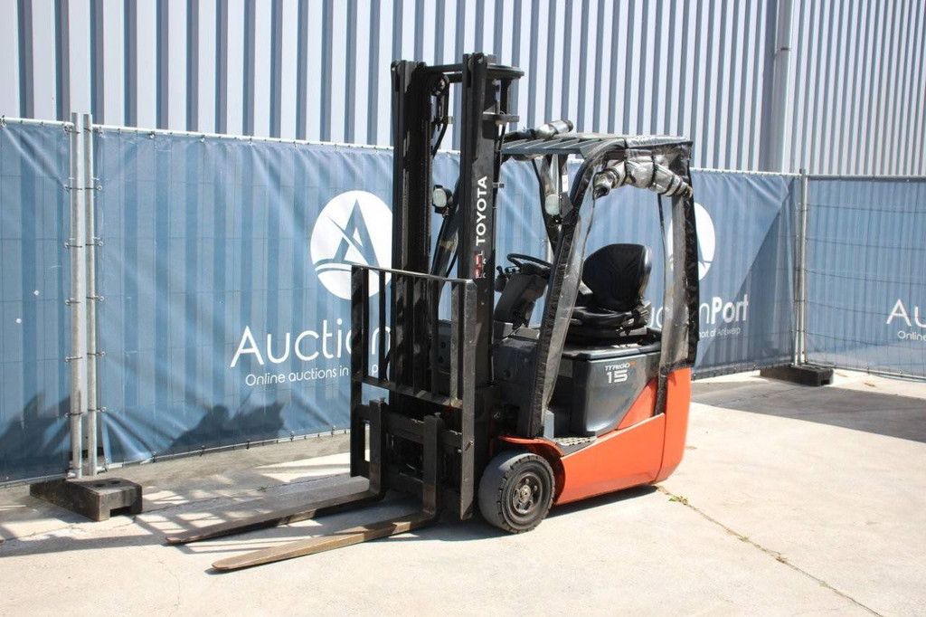 Toyota 8FBE15T Electric Forklift 1500kg 3.7m 2016