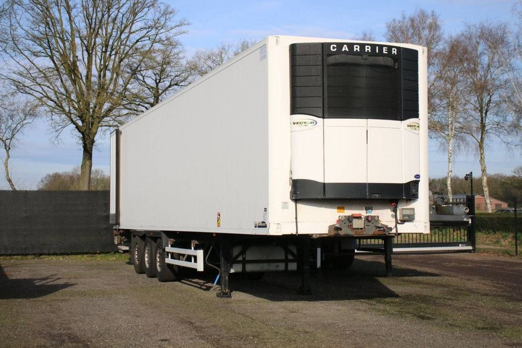 Reefer Trailer LAMBERET SR2B-5TB-1B 2010