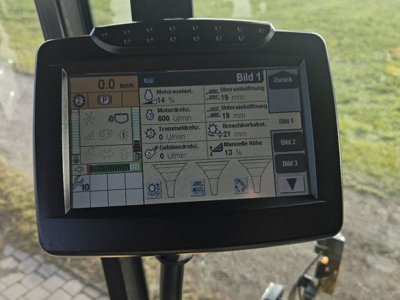 New Holland CX8040