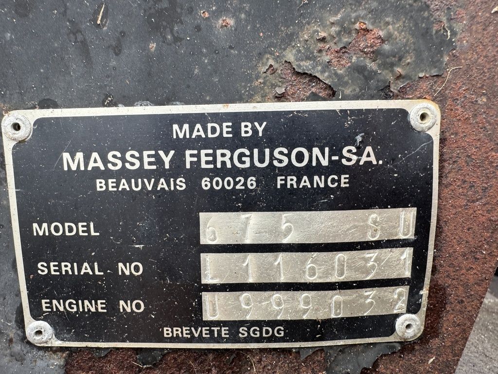 Massey-Ferguson 675