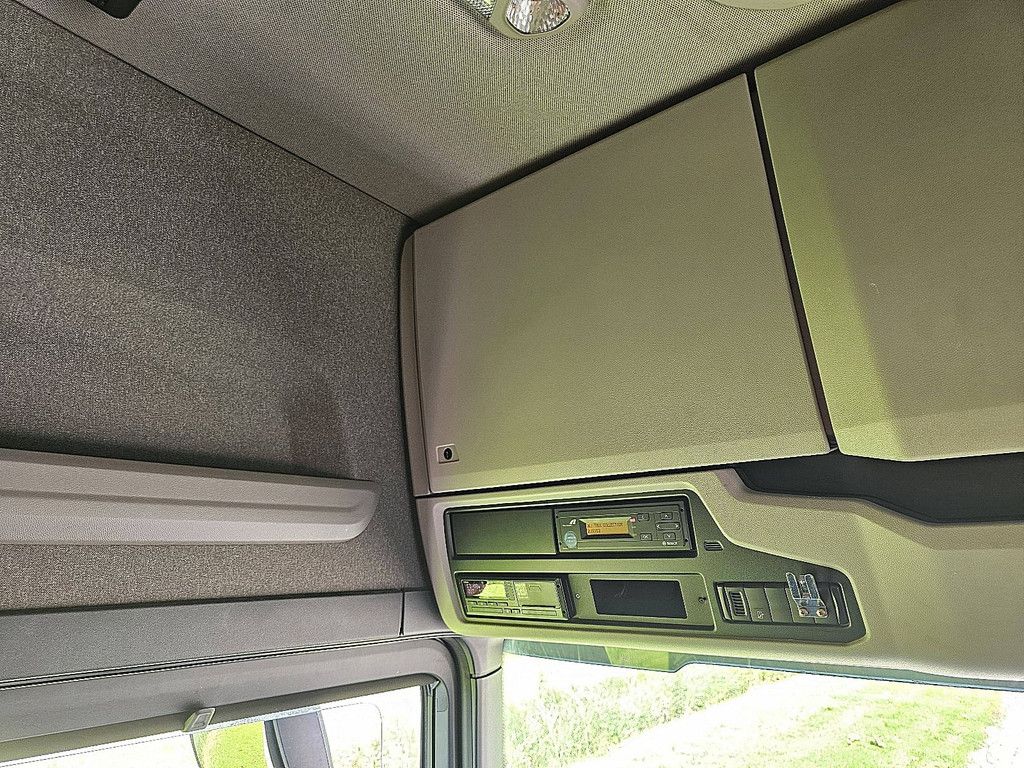SCANIA R410 hl 2x tank led