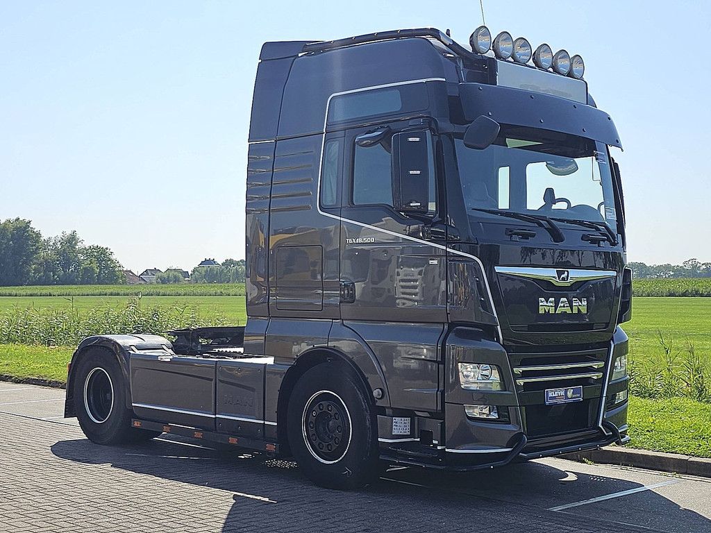 M.A.N. 18.500 TGX xxl full options