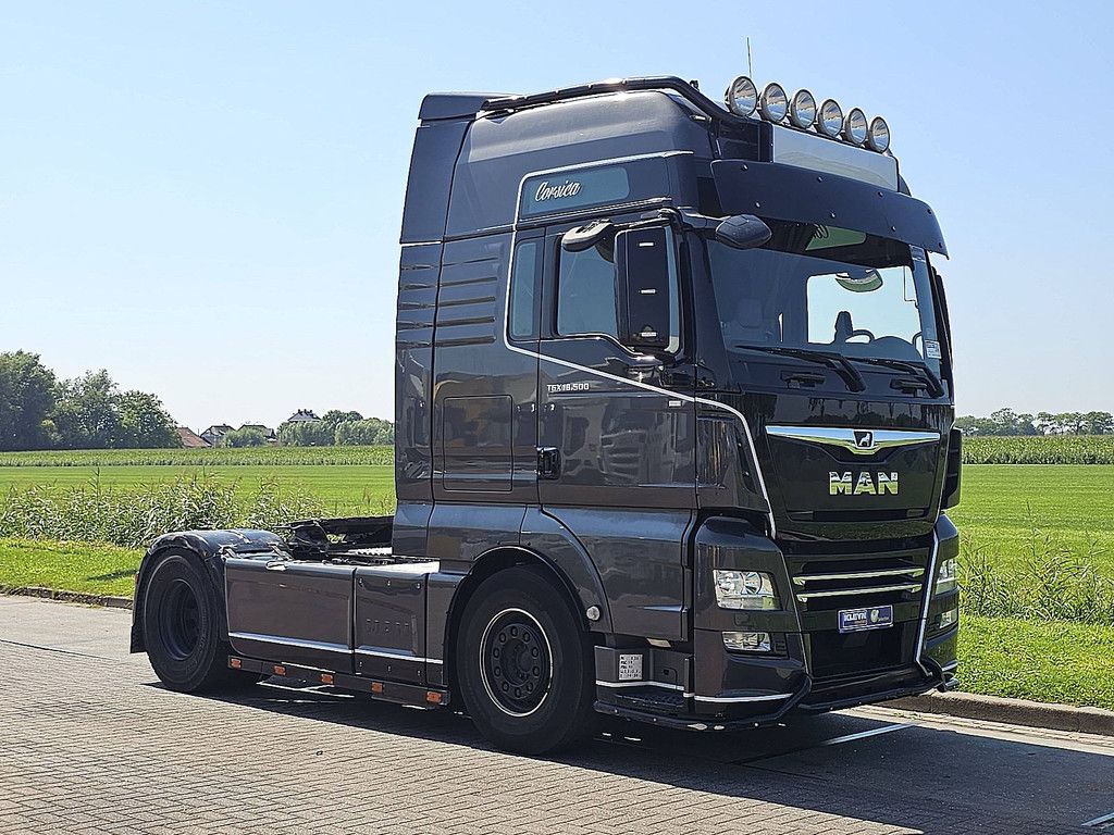 M.A.N. 18.500 TGX xxl full options
