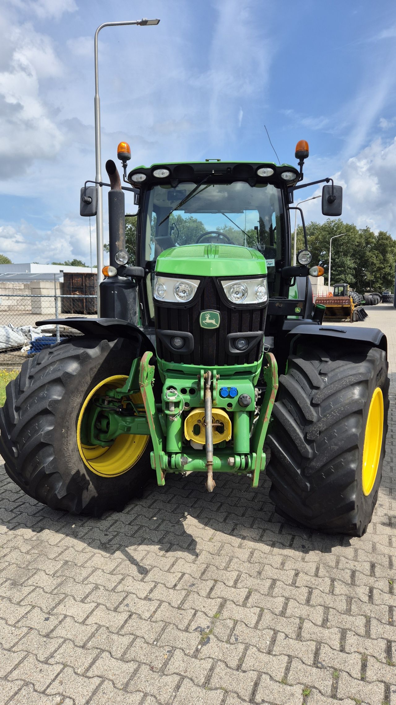 JOHN DEERE 6155R AP, 50Kmh. Lucht, Fronthef/PTO, AT, TLS, HCS