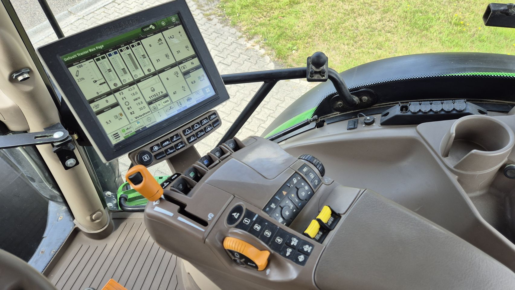 JOHN DEERE 6155R AP, 50Kmh. Lucht, Fronthef/PTO, AT, TLS, HCS