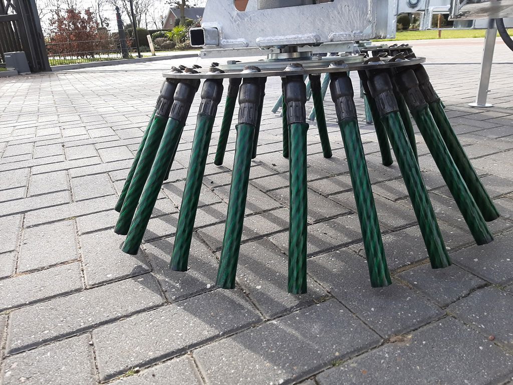 Hydraulische onkruidborstel