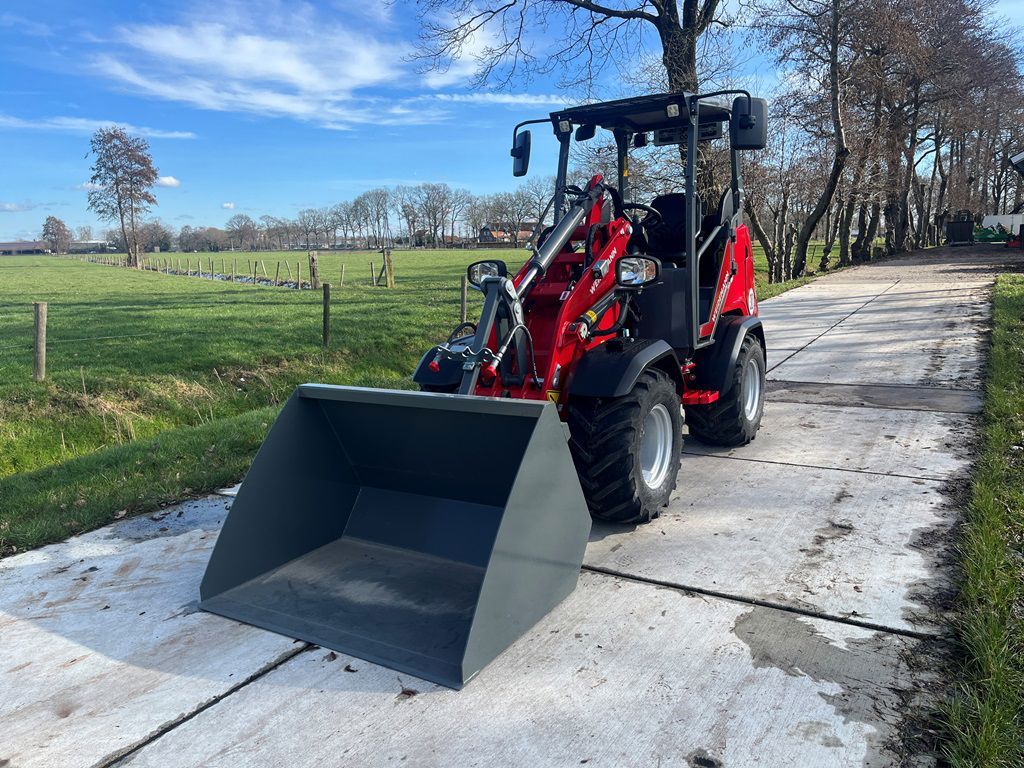 Weidemann 1390 Deluxe