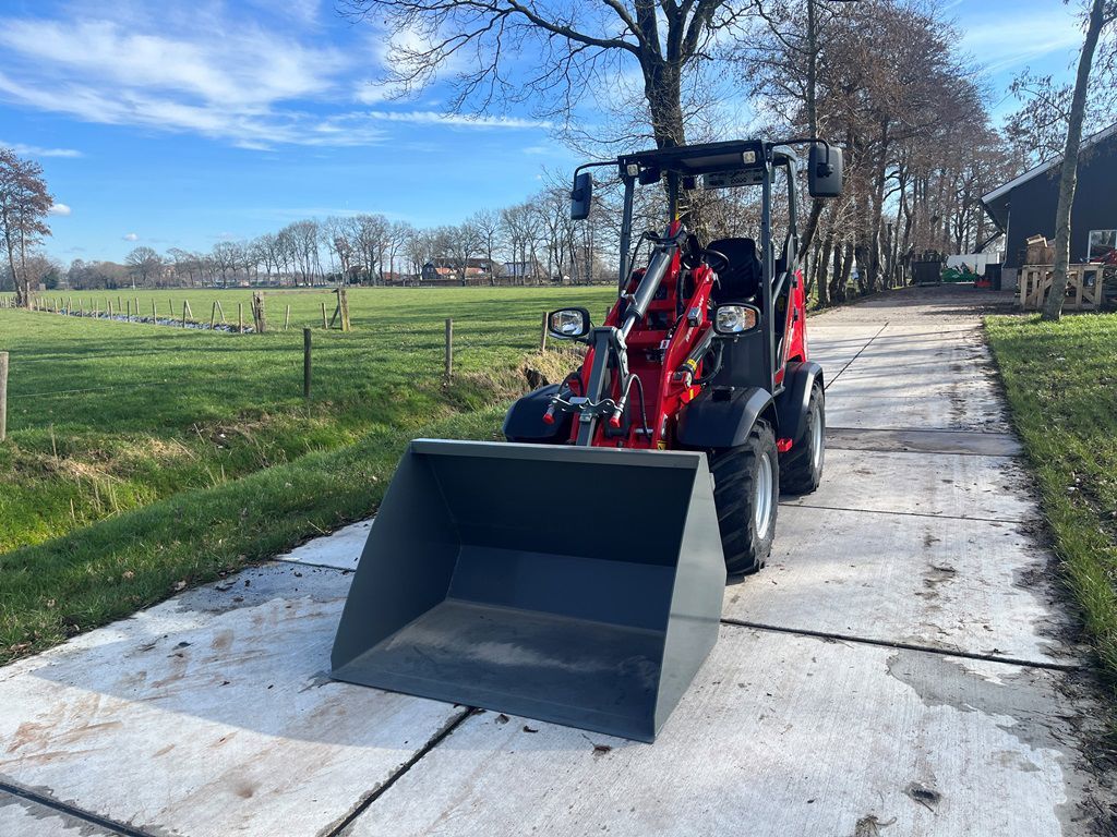 Weidemann 1390 Deluxe