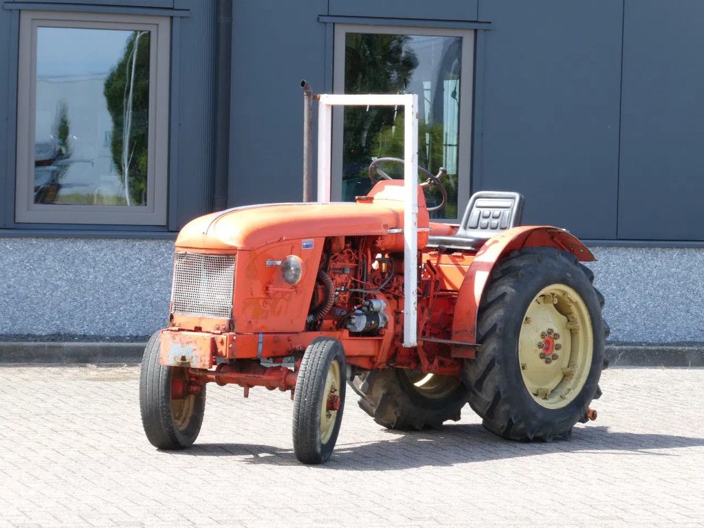 Renault Super 5 2wd / Smalspoortrekker
