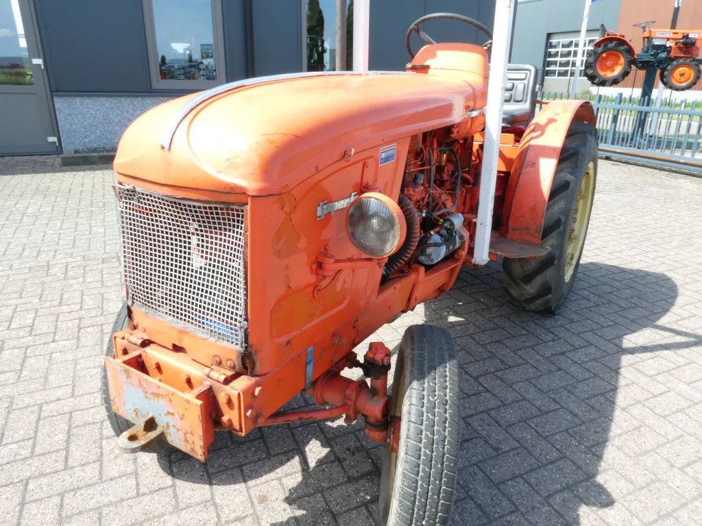 Renault Super 5 2wd / Smalspoortrekker