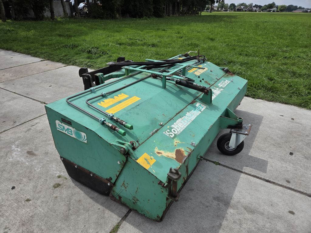 Zeppelin SMB 2200 veegmachine