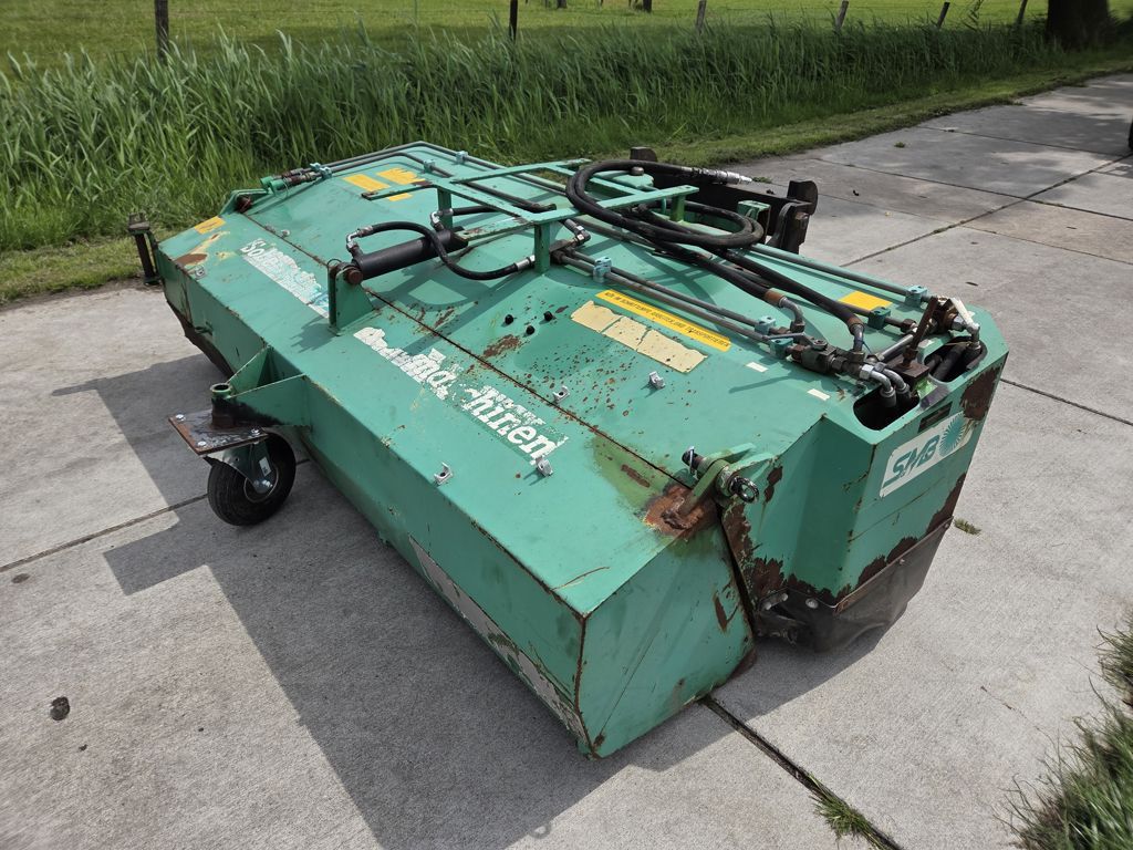 Zeppelin SMB 2200 veegmachine
