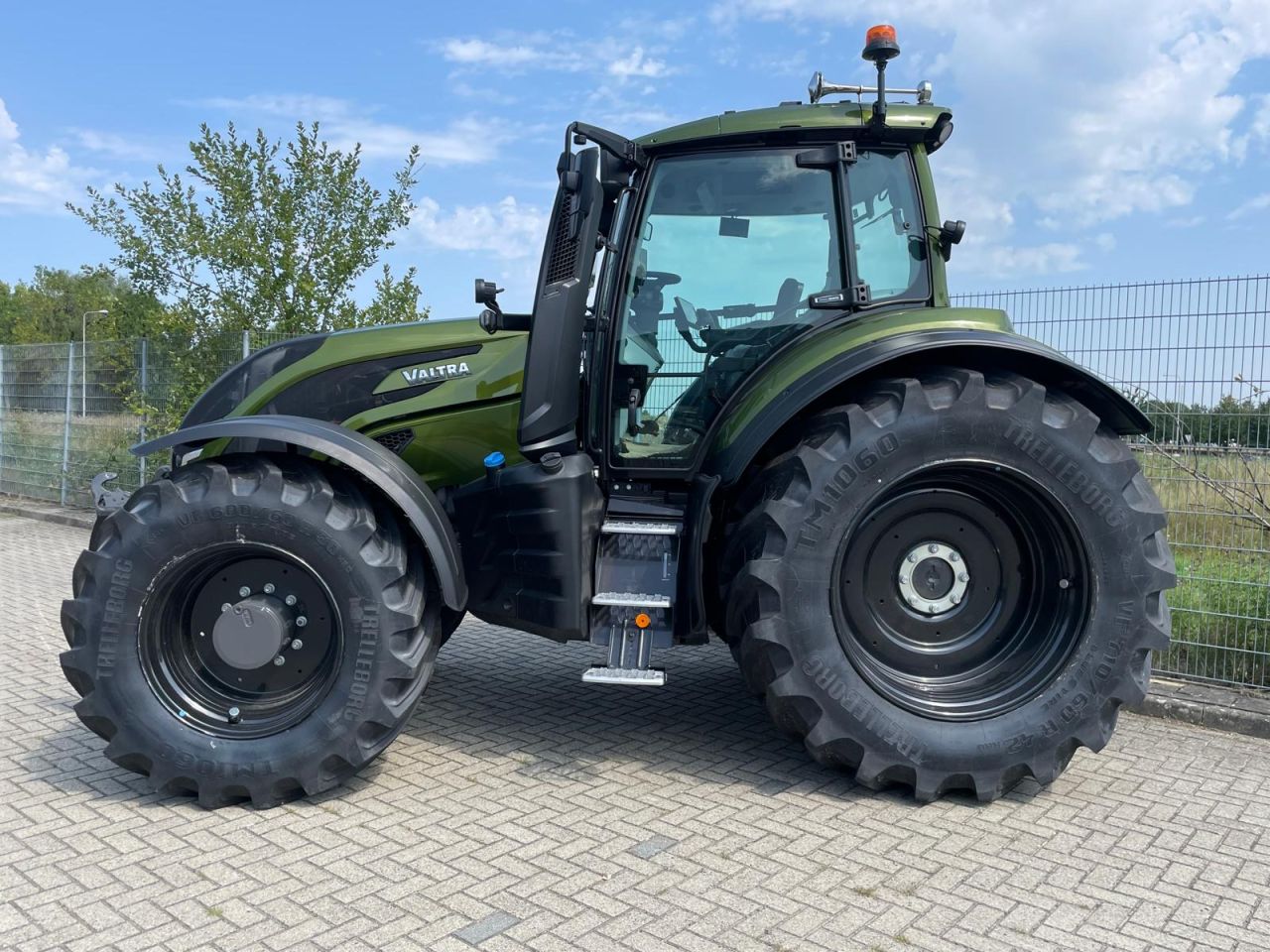 Valtra T195 tractor (nieuw)