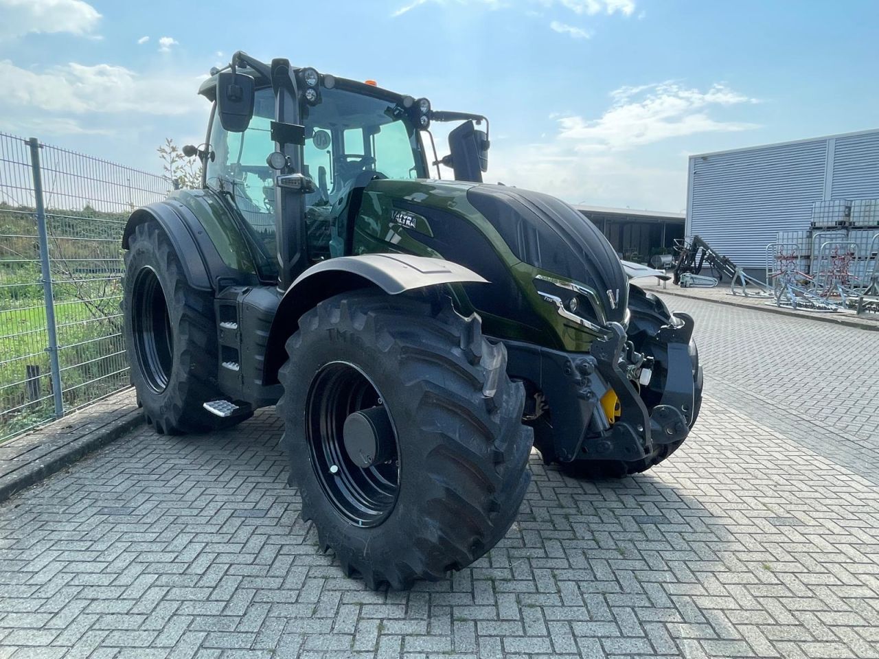 Valtra T195 tractor (nieuw)