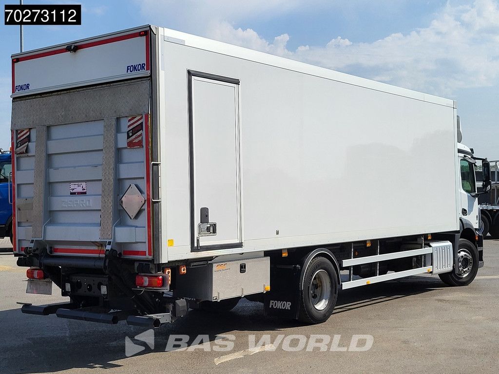 Mercedes Actros 1827 4X2 2.000kg Ladebordwand Automatic Xenon ClassicSpace Euro 6