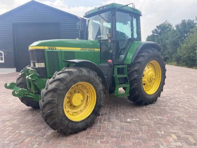 John Deere 7710 7710