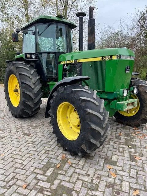 John Deere 4055 4055