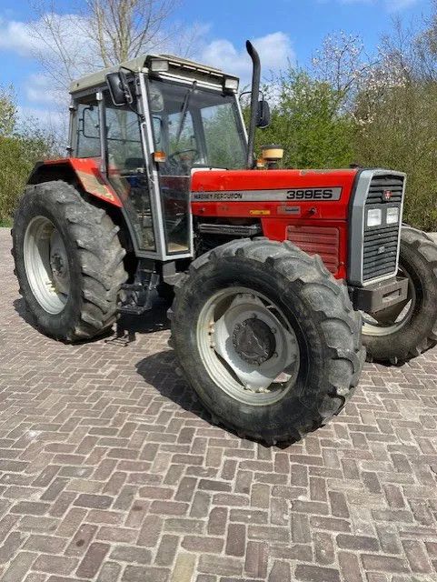 Massey Ferguson 399 399