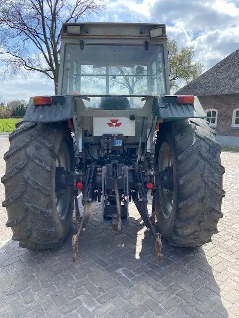 Massey Ferguson 399 399