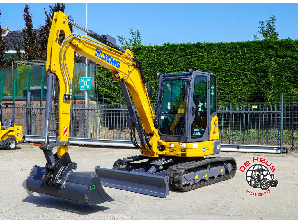 XCMG XE55E stage-V