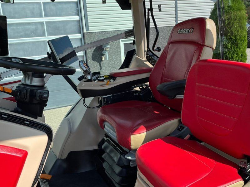 Case IH Optum 300 CVX AFS Connect med frontlift og SafeGuard frem til 3/