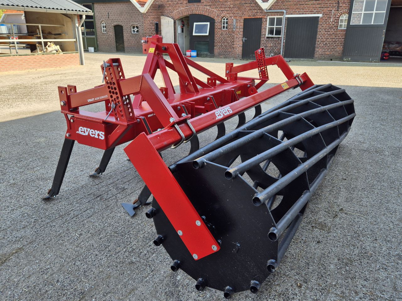 Evers Mustang cultivator