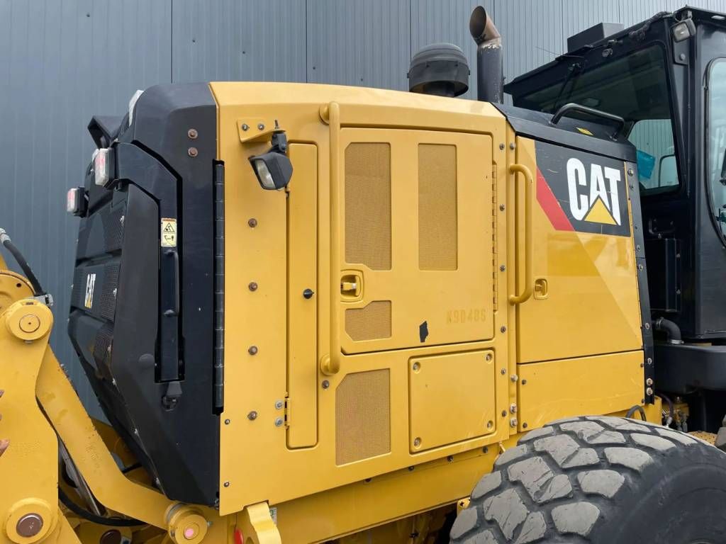 CAT 140M3