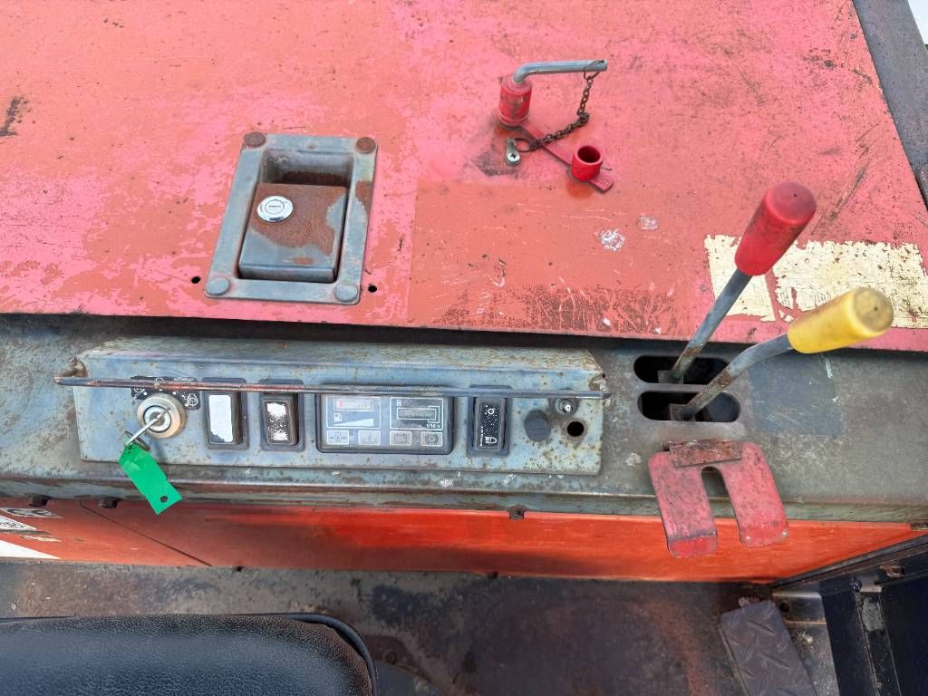 Kubota KC250HR - Tilt + Rotate / Track Dumper