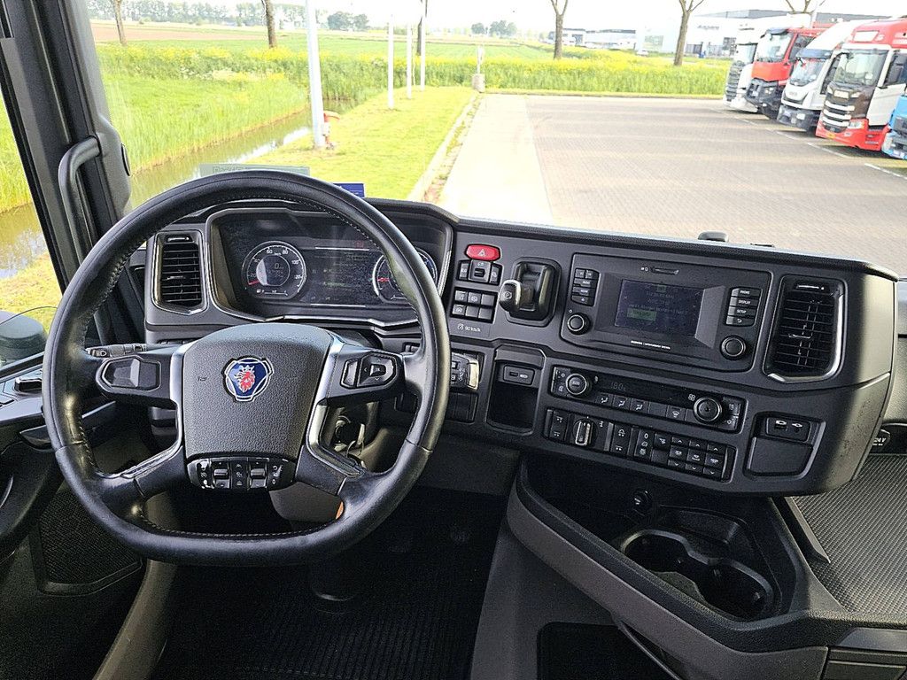 SCANIA R450 6x2*4