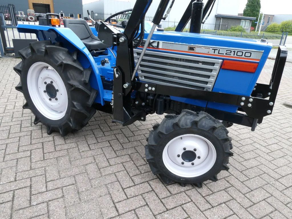 Iseki TL2100 4wd / 1451 Draaiuren / Voorlader