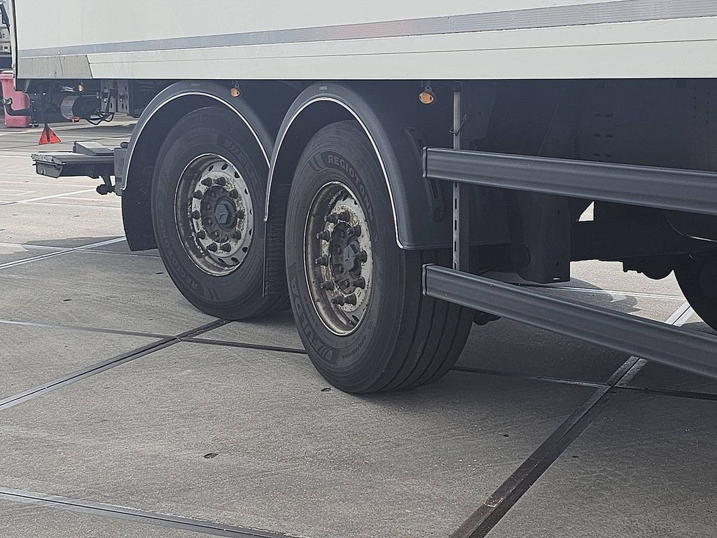 SYSTEM TRAILERS LPRS18 steeraxle lift lbw