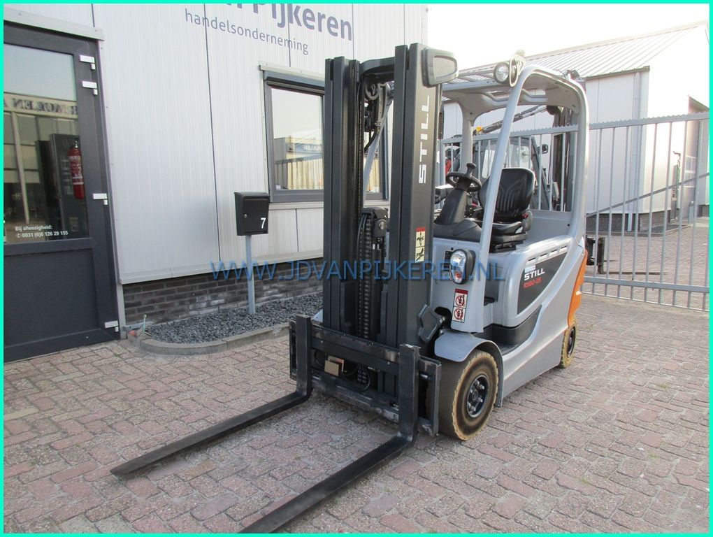 Still RX60-25 6251 uur accu82%+triplex+sideshift+freelift