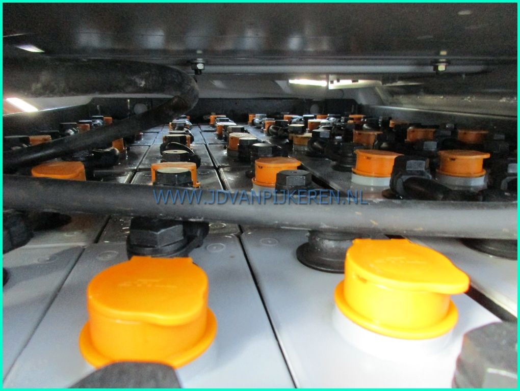 Still RX60-25 6251 uur accu82%+triplex+sideshift+freelift