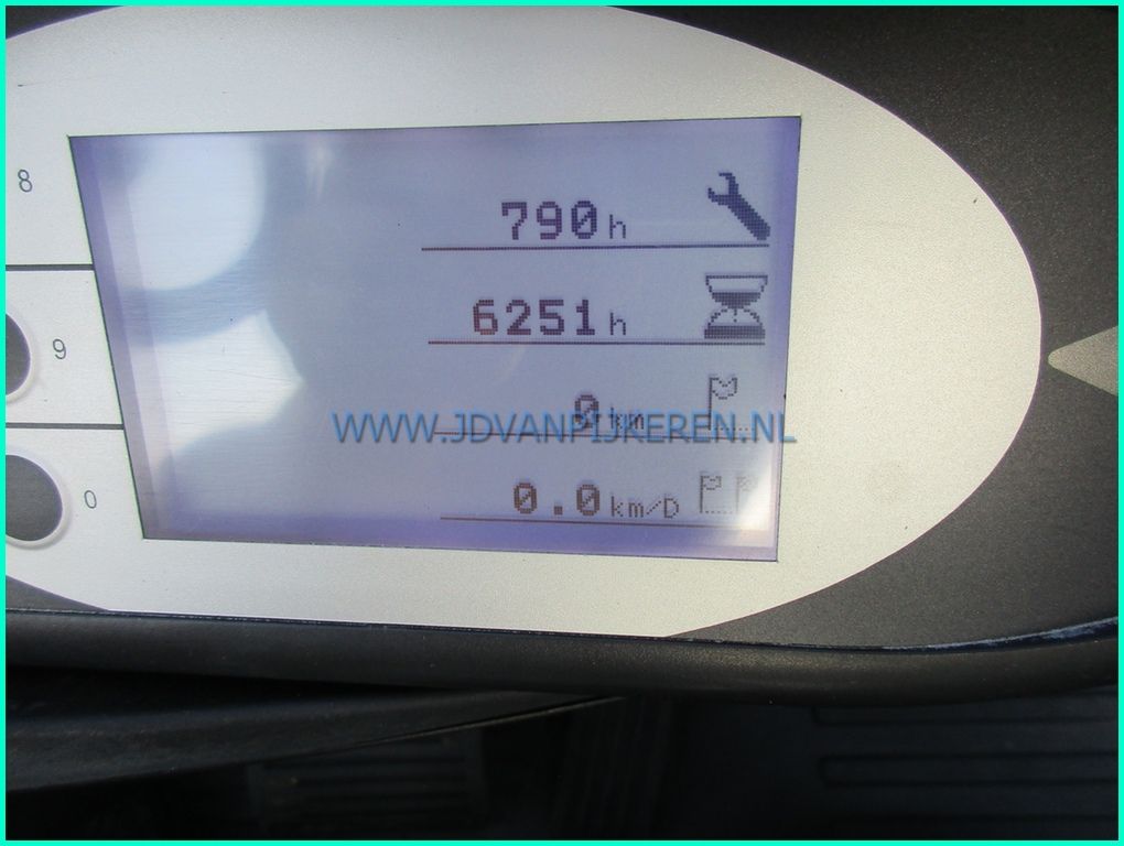 Still RX60-25 6251 uur accu82%+triplex+sideshift+freelift
