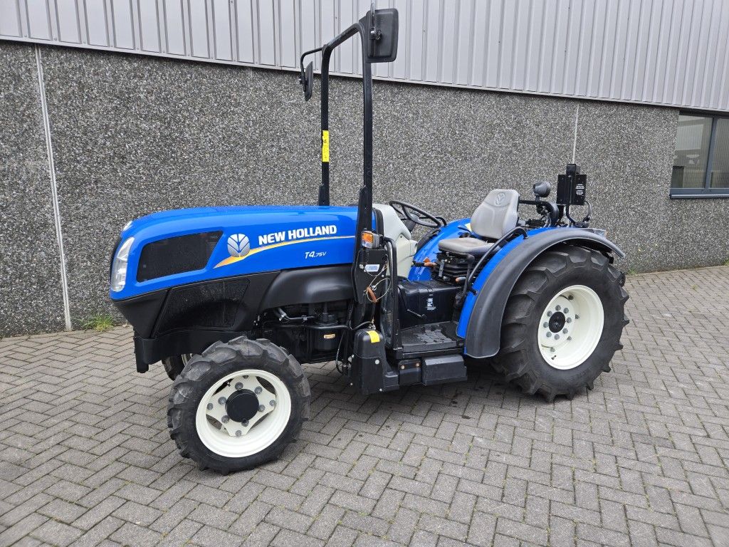 Unused, Ongebruikte New Holland T4.75V 5 Hours, Uur