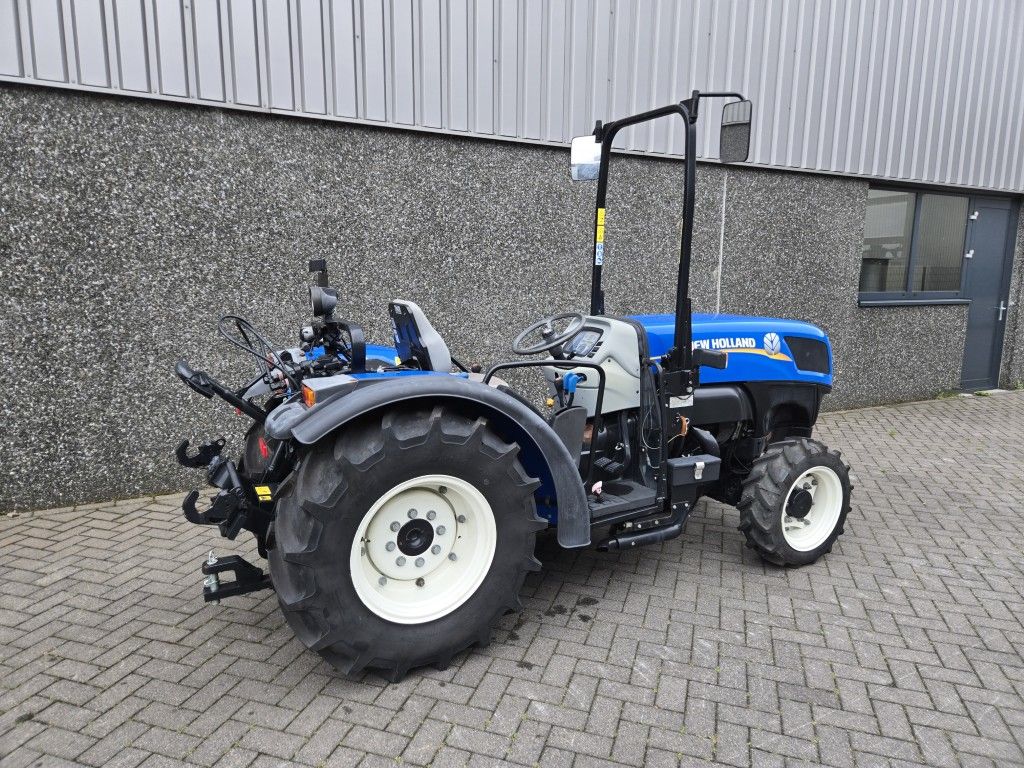 Unused, Ongebruikte New Holland T4.75V 5 Hours, Uur