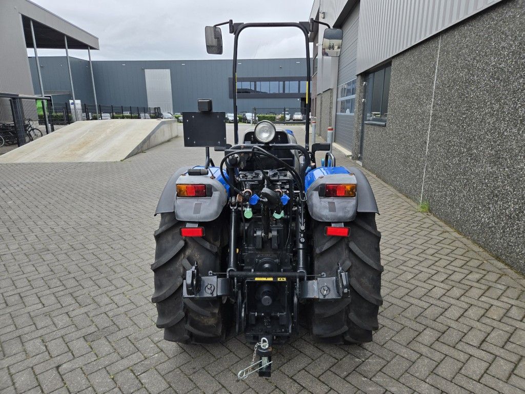 Unused, Ongebruikte New Holland T4.75V 5 Hours, Uur