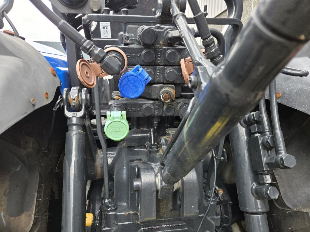 Unused, Ongebruikte New Holland T4.75V 5 Hours, Uur