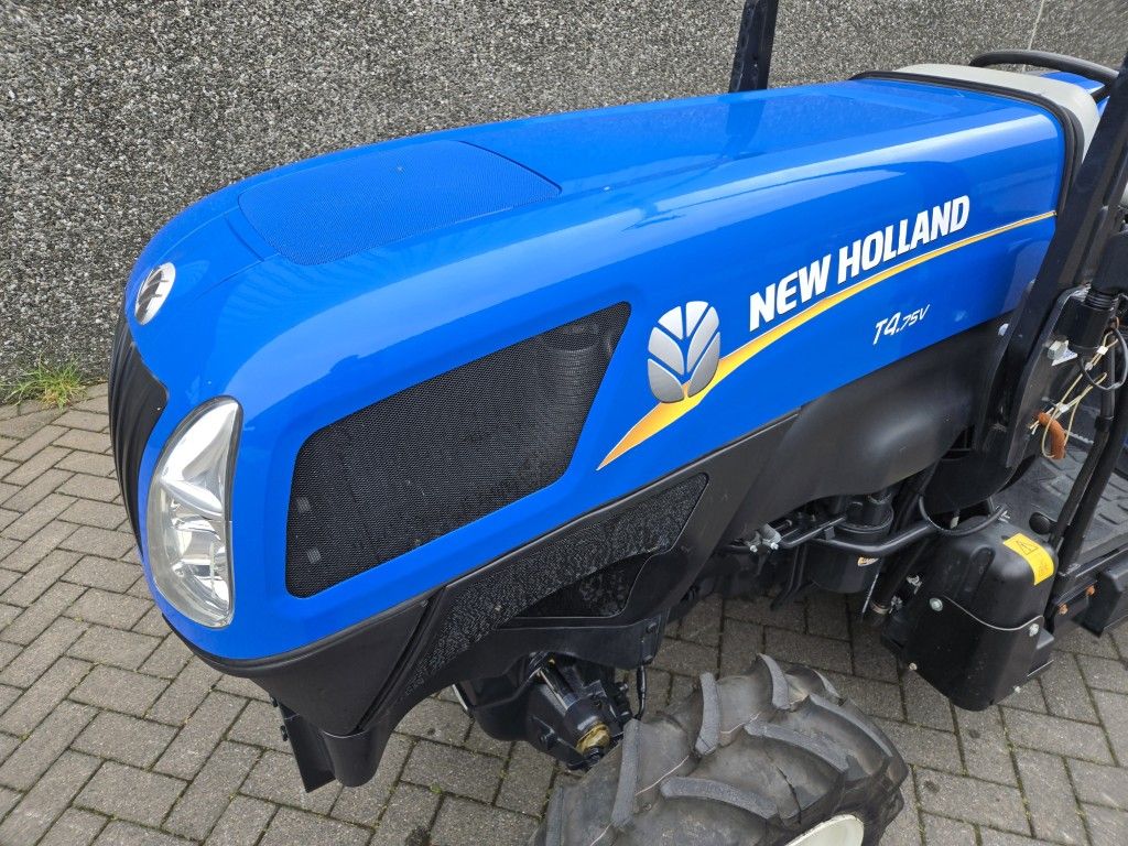 Unused, Ongebruikte New Holland T4.75V 5 Hours, Uur