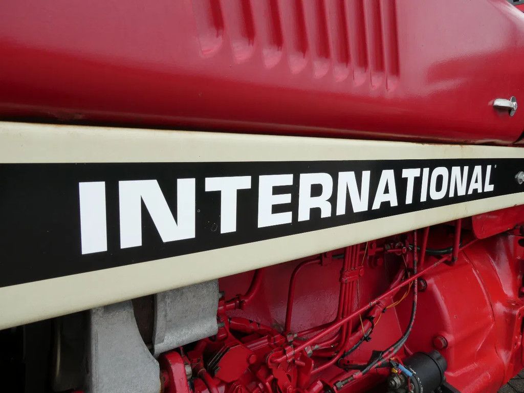 International 844-S 2wd / 10122 Draaiuren / Margetrekker