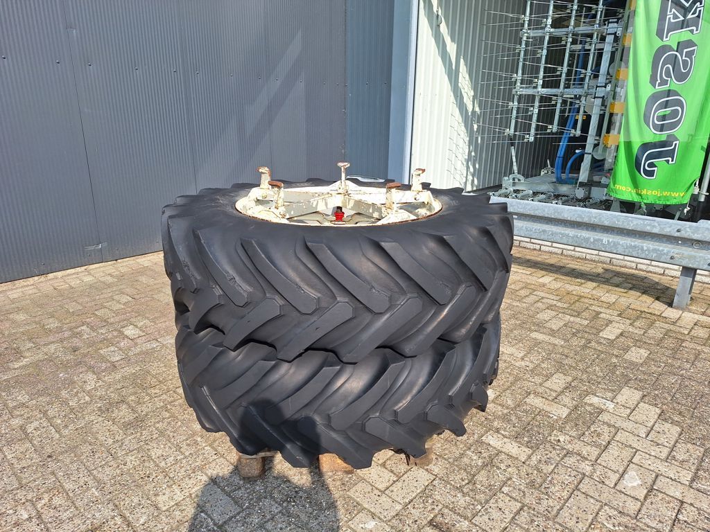 Vredestein 16.9R34 MOLCON DUBBELLUCHT