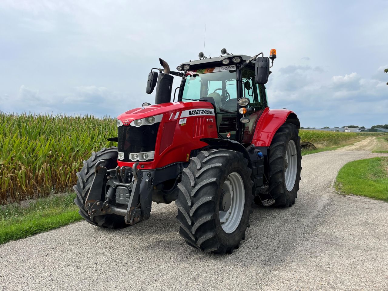 Massey-Ferguson 7719 Dyna 6